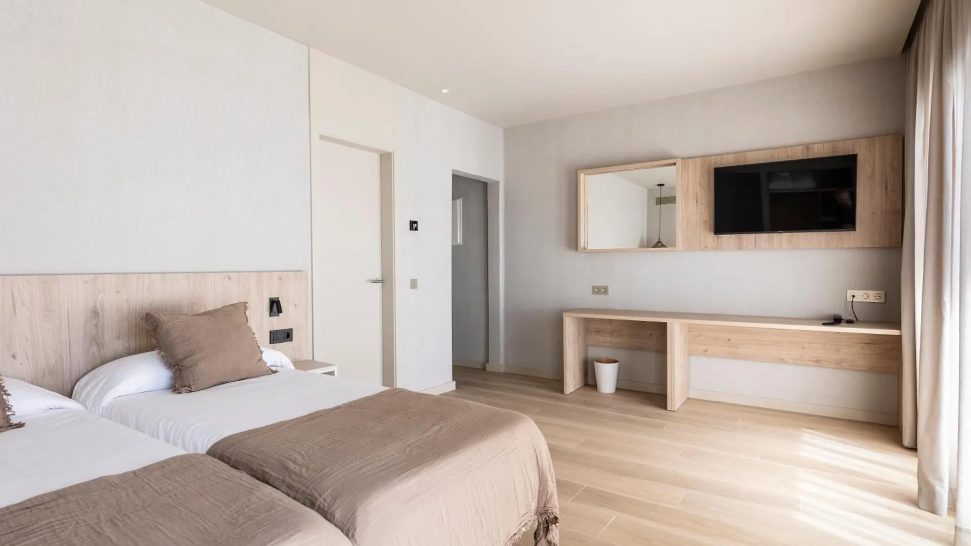 **  Hotel Casamar Llafranc Spain